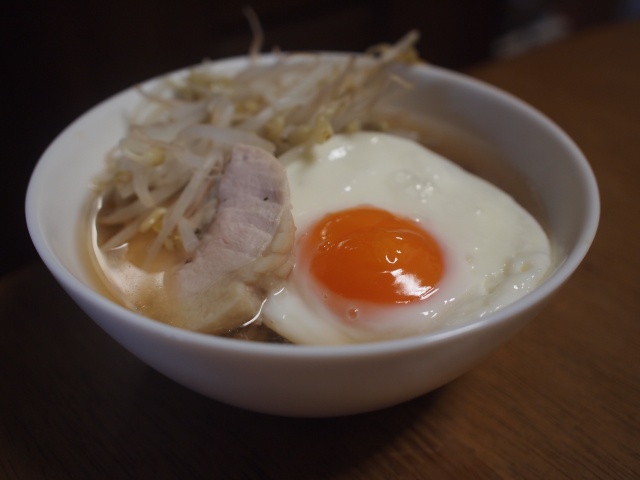 コシのある麺が美味しい！ ドングリととり冷麺＋冷麺スープ | 東京こなものカフェ＝メン、パン、お土産のブログ＝